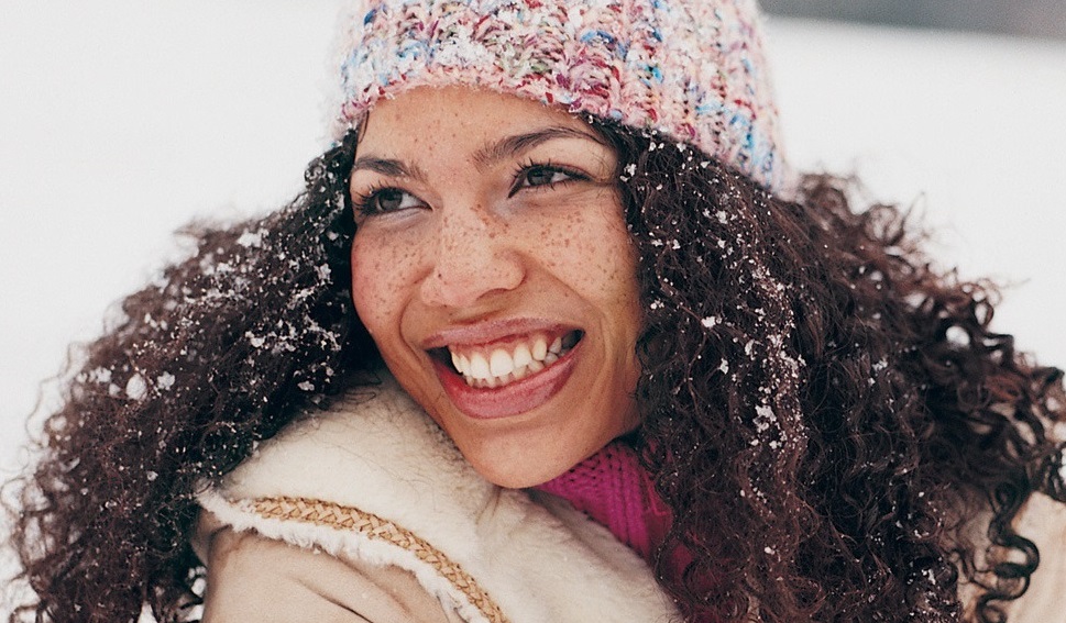 Way To Protect Curly Hair In Winter